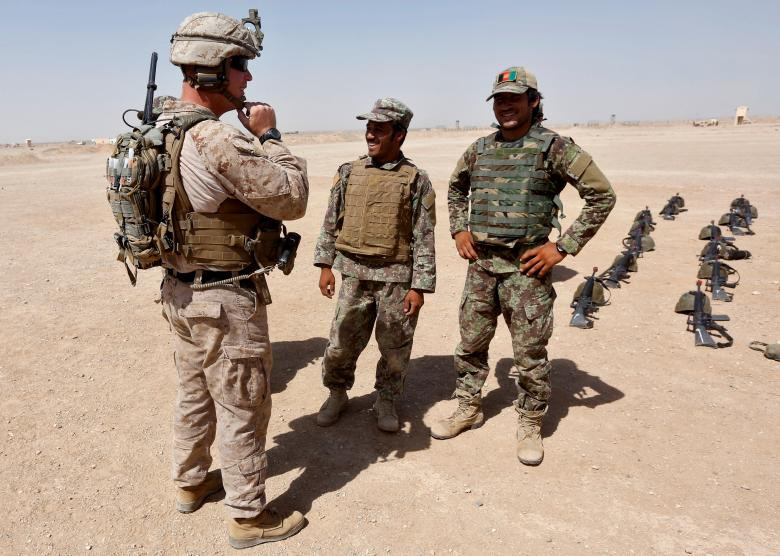 photo thuy quan luc chien my huan luyen binh si afghanistan chong taliban