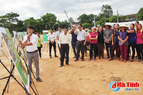 trien lam anh nong nghiep thich ung thong minh voi khi hau