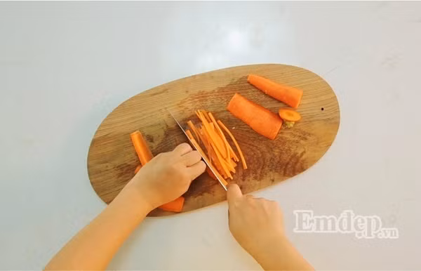 gion mat mon nom tai heo dua chuot thom ngon chang kem ngoai hang