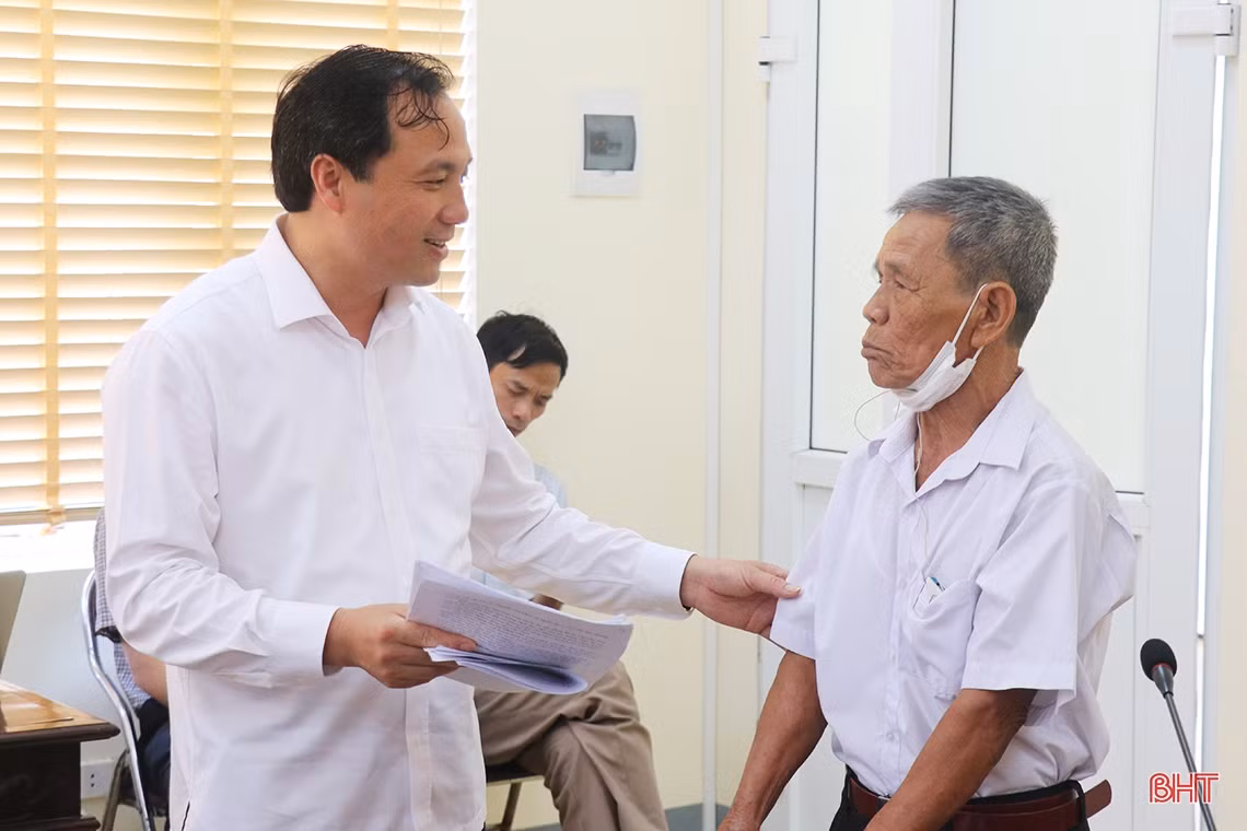 Đối thoại trực tiếp với công dân để kịp thời tháo gỡ vướng mắc, giải quyết vụ việc ngay từ cơ sở