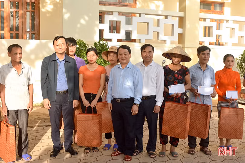 Ủy ban Trung ương MTTQ Việt Nam hỗ trợ 2,4 tỷ đồng cho tỉnh Hà Tĩnh