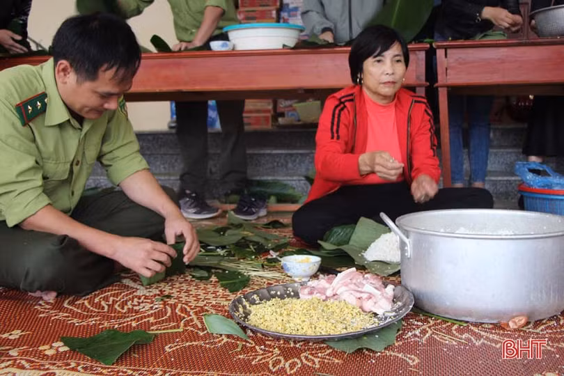Các tổ chức, cá nhân tiếp tục ủng hộ bà con vùng lũ Hà Tĩnh