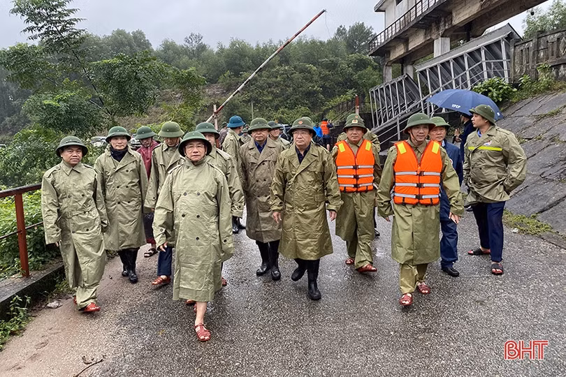 Ưu tiên lúc này là đảm bảo an toàn tối đa về tính mạng, tài sản của Nhân dân Hà Tĩnh