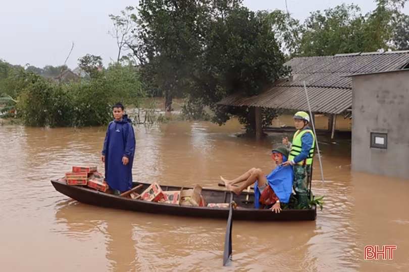 Nghĩa đồng bào trong cơn hoạn nạn