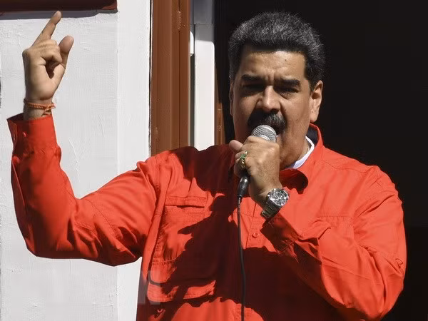 Venezuela sẽ tiêm chủng cho toàn dân bằng vắcxin của Nga và Trung Quốc