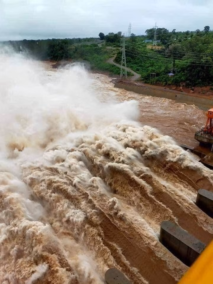 Lào nỗ lực cứu trợ người dân vùng lũ ở Savannakhet