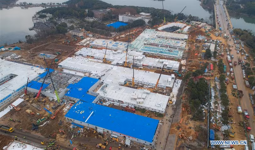 Cận cảnh bệnh viện dã chiến ở Vũ Hán, Trung Quốc dự kiến khánh thành trong hôm nay