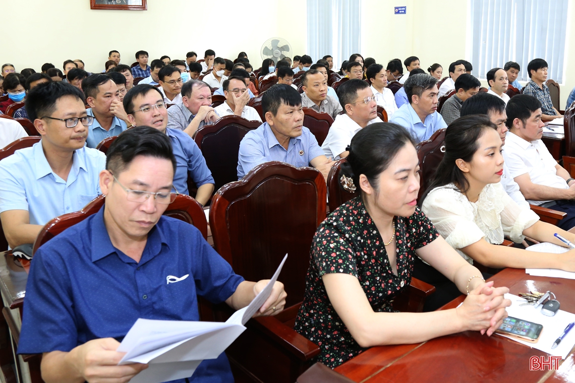 Tăng cường công tác quản lý đảng viên gắn với siết chặt kỷ luật, kỷ cương hành chính