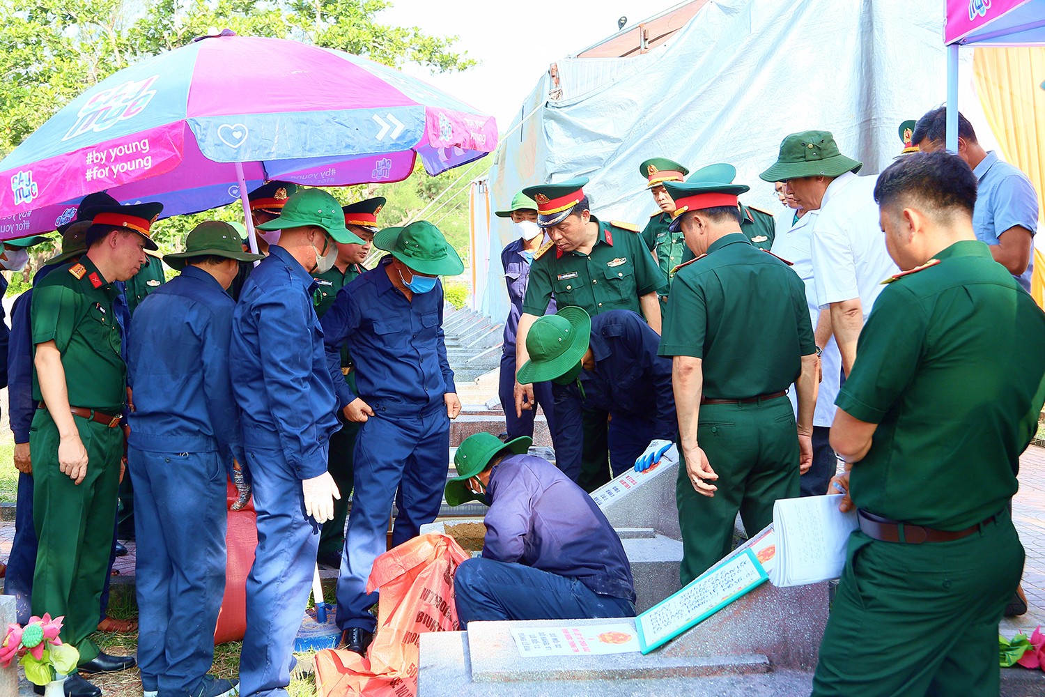 Quá trình thực hiện được tiến hành đúng quy trình kỹ thuật, bảo đảm giảm thiểu tác động lớn đến hiện trạng các phần mộ.
