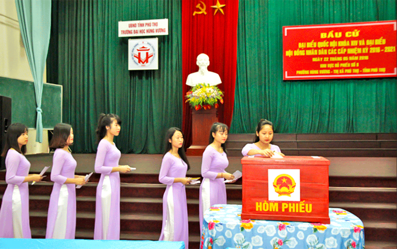 Cử tri không có mặt ở nơi thường trú dài ngày thì việc bầu cử cho họ được thực hiện như thế nào?