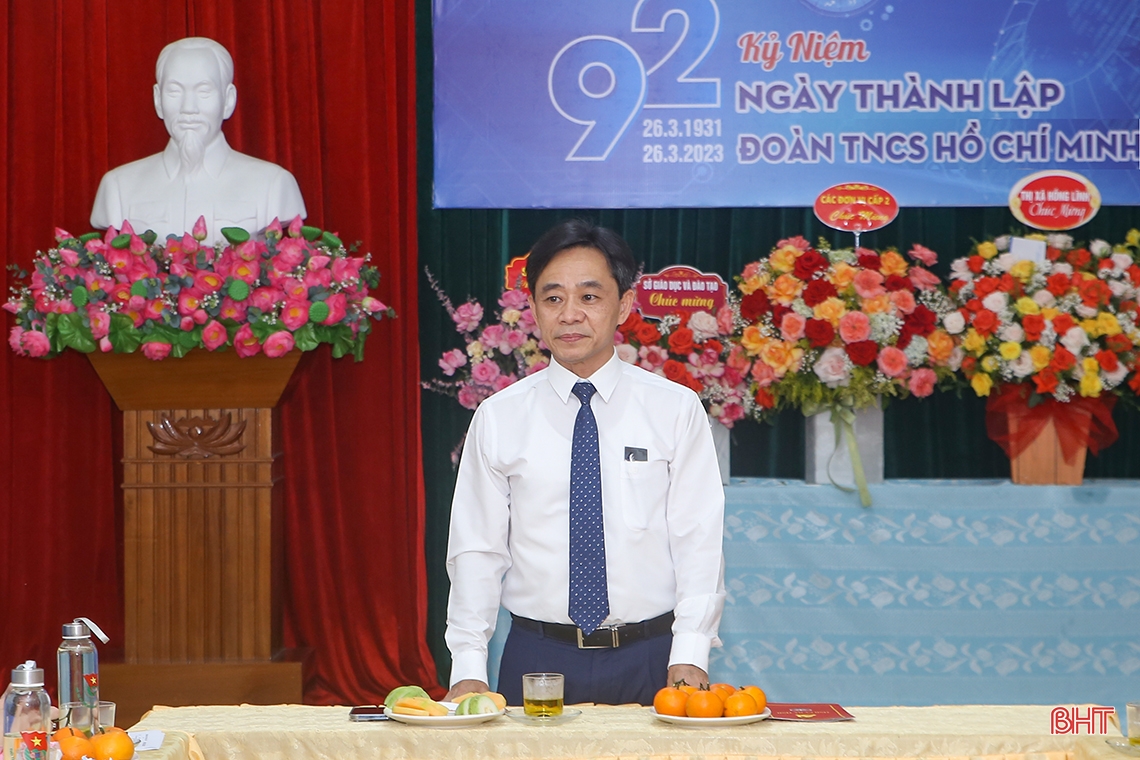 Cán bộ, đoàn viên phải tích cực rèn luyện “tâm trong, trí sáng, hoài bão lớn”