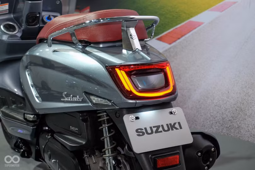 Xe ga Suzuki Saluto 125 ra mắt - kiểu dáng cổ điển, trang bị smartkey