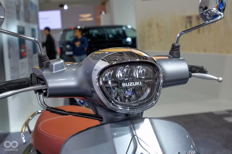 Xe ga Suzuki Saluto 125 ra mắt - kiểu dáng cổ điển, trang bị smartkey