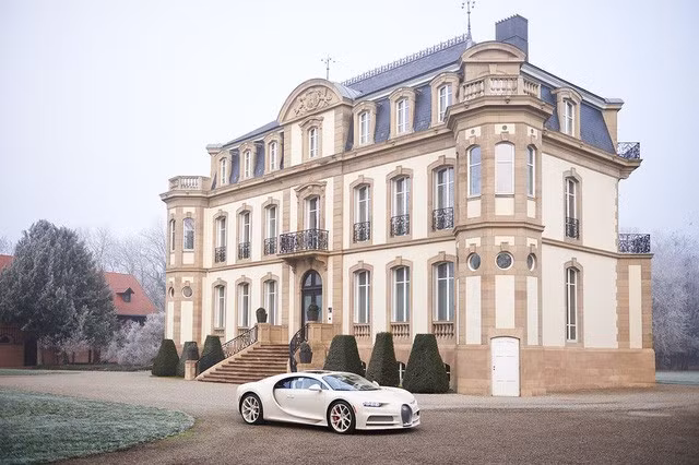 Siêu phẩm Bugatti Chiron độc nhất vô nhị trao tay đại gia bất động sản sau 3 năm hoàn thiện
