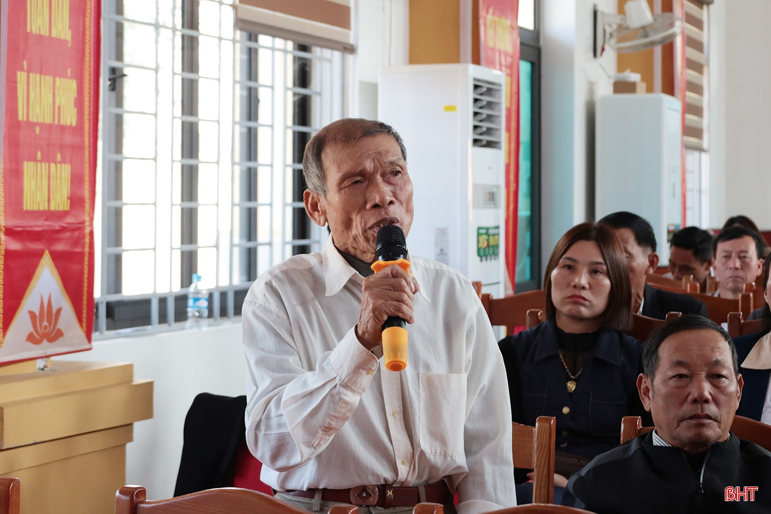 Ông Ngô Xuân Nhạn - Bí thư Chi bộ thôn Lâm Vượng đề nghị xử lý triệt để nạn tàu giã cào.
