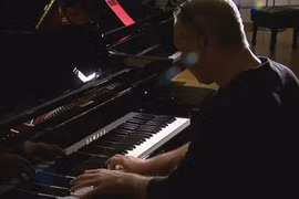 Từ cú đập đầu định mệnh đến thiên tài piano: "Dị nhân" bí ẩn nhất được khoa học ghi nhận