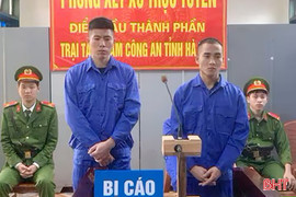 Mua 241,8 kg pháo về bán kiếm lời, 2 bị cáo lĩnh án