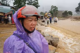 Lai Châu vẫn mưa, bản làng tan hoang vì lũ dữ