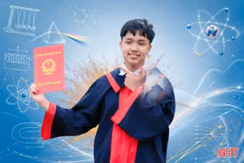 Thủ khoa chuyên Lý Hà Tĩnh: "Em luôn hướng đến vị trí số 1"
