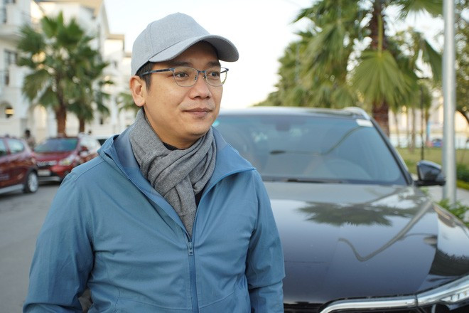 Dàn xe VinFast xếp thành hình chữ V khổng lồ - biểu tượng cho tinh thần mãnh liệt Việt Nam