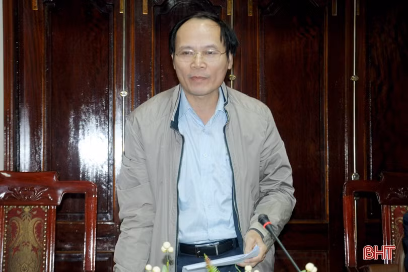 Bí thư Tỉnh ủy nghe báo cáo chuyên đề về nông nghiệp, nông thôn mới để xây dựng báo cáo chính trị trình Đại hội Đảng bộ tỉnh