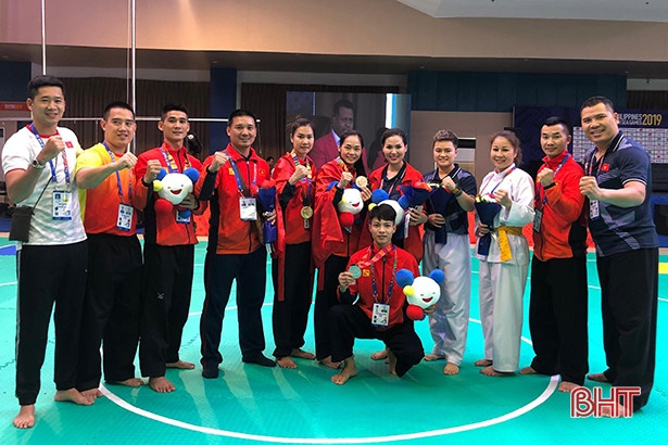 Vận động viên Hà Tĩnh Trần Thị Thêm giành HCV SEA Games cho đoàn Việt Nam
