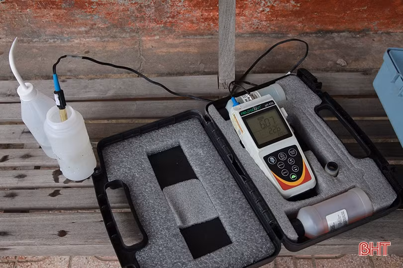 Theo chân các chuyên gia quan trắc môi trường Hà Tĩnh