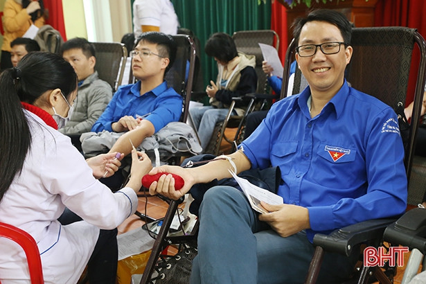 Tuổi trẻ khối các cơ quan và doanh nghiệp Hà Tĩnh hiến 187 đơn vị máu