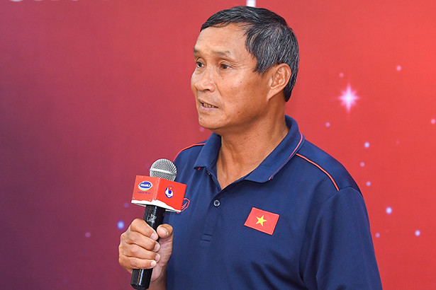 Vinamilk trao thưởng chúc mừng đôi tuyển Bóng đá nữ quốc gia vô địch Đông Nam Á 2019