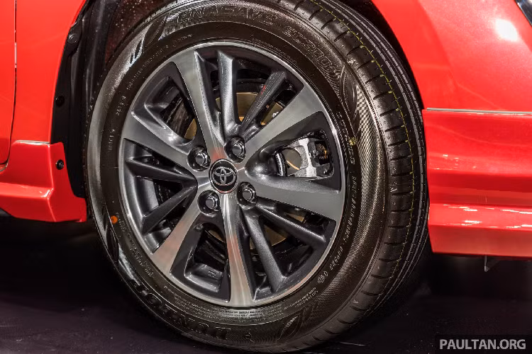 Toyota Yaris Ativ 1.2L mới từ 406 triệu đồng tại Thái Lan