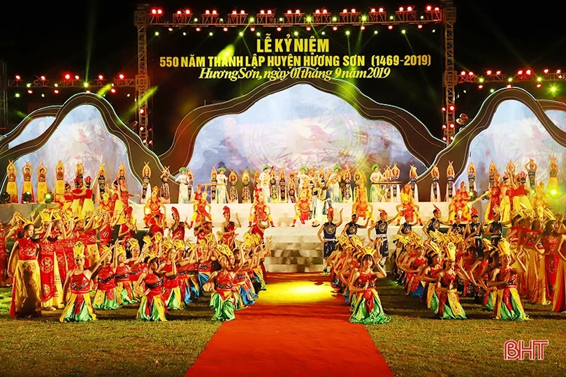 Hương Sơn hoàn thành 24/25 chỉ tiêu kinh tế - xã hội