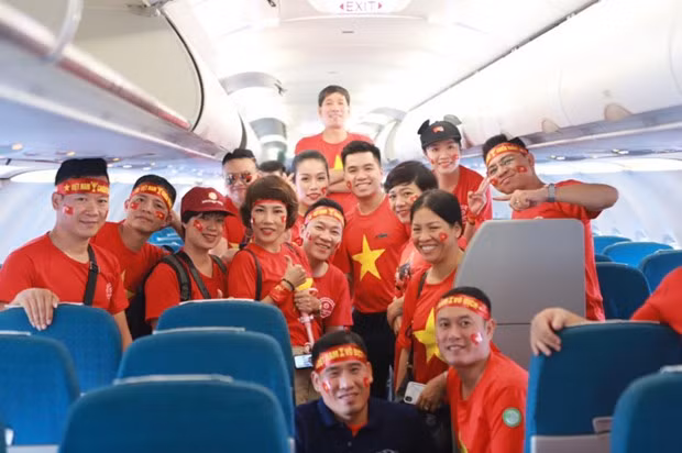 Vietnam Airlines tăng chuyến bay chở cổ động viên xem trận chung kết