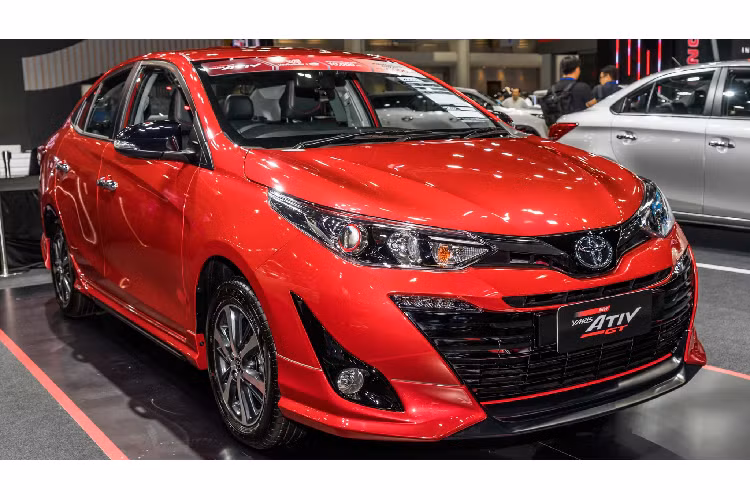 Toyota Yaris Ativ 1.2L mới từ 406 triệu đồng tại Thái Lan