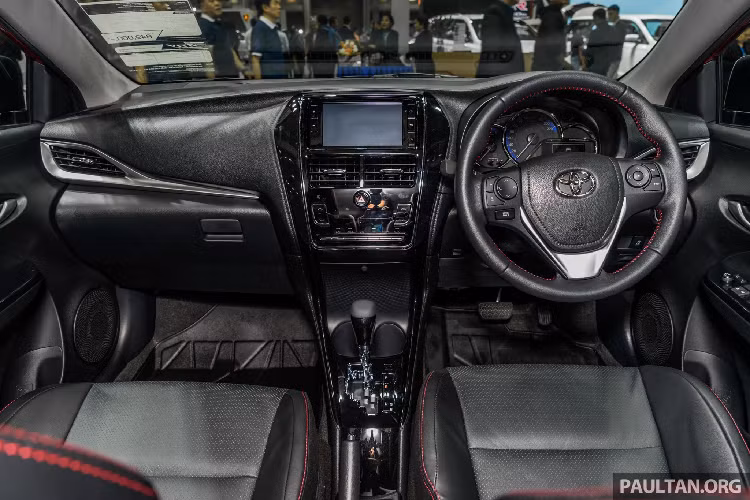 Toyota Yaris Ativ 1.2L mới từ 406 triệu đồng tại Thái Lan