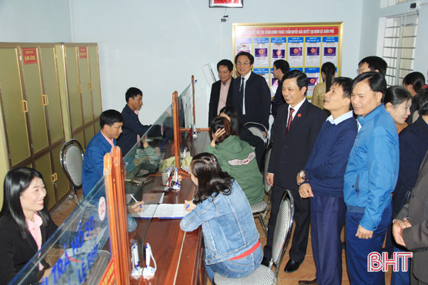 Nghi Xuân khai trương Bộ phận tiếp nhận và trả kết quả hiện đại