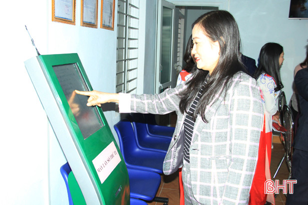 Nghi Xuân khai trương Bộ phận tiếp nhận và trả kết quả hiện đại