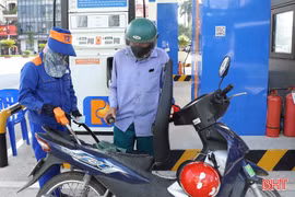 Xăng E10 thay thế hoàn toàn RON95: Người dân chủ động thích nghi