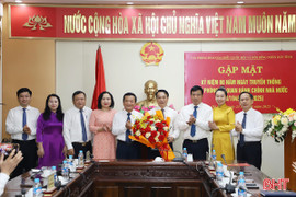 Văn phòng Đoàn ĐBQH và HĐND tỉnh gặp mặt 80 năm ngày truyền thống