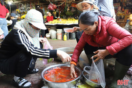 Nhộn nhịp mua sắm lễ tiễn ông Công, ông Táo