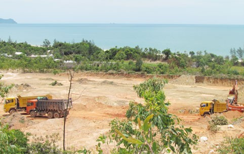 Biển vẫn thế mà đồi đã... nát Biển vẫn thế mà đồi đã... nát