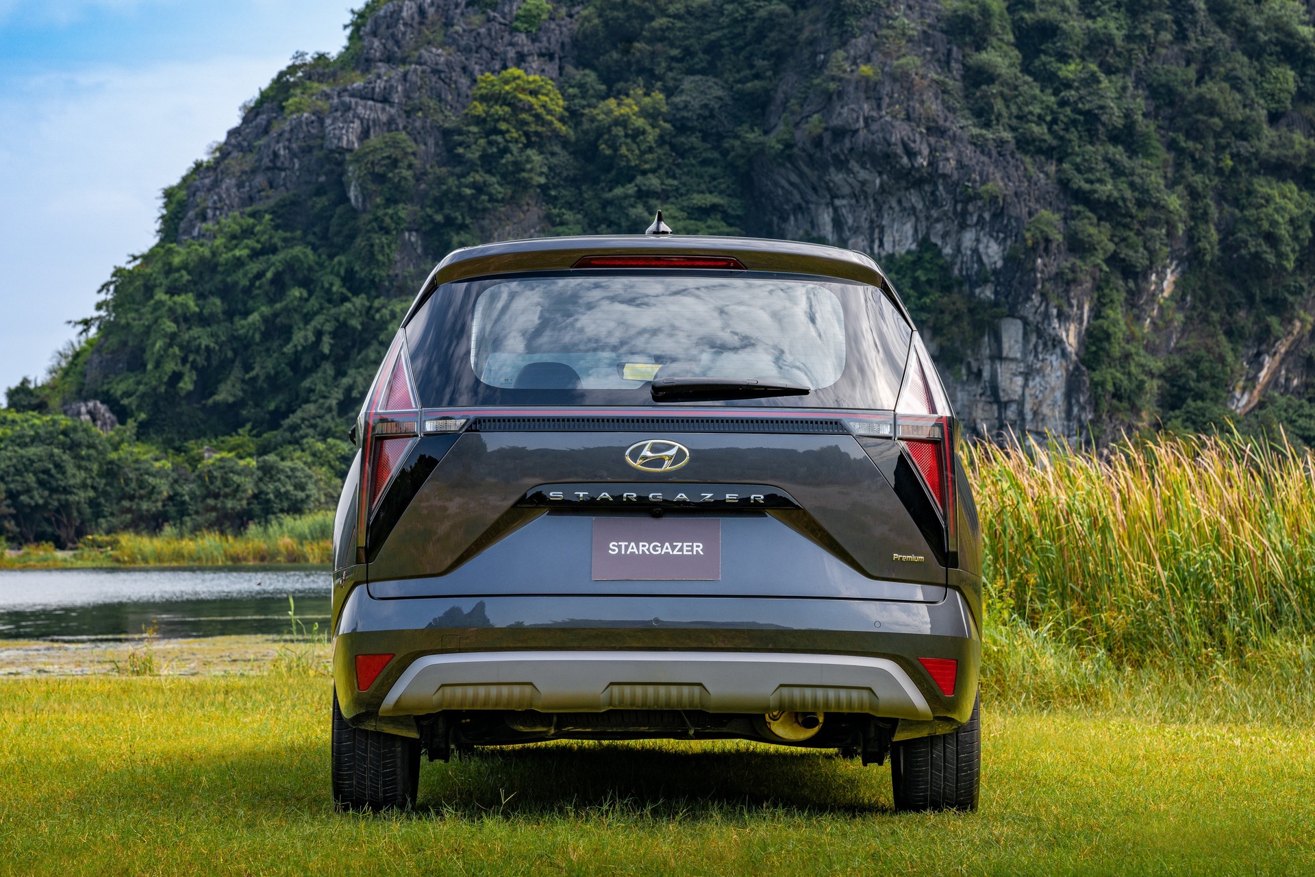 Chi tiết Hyundai Stargazer - MPV bình dân cạnh tranh Veloz, Xpander