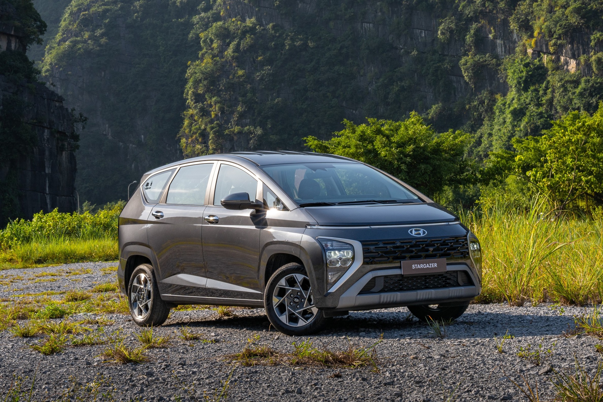 Chi tiết Hyundai Stargazer - MPV bình dân cạnh tranh Veloz, Xpander