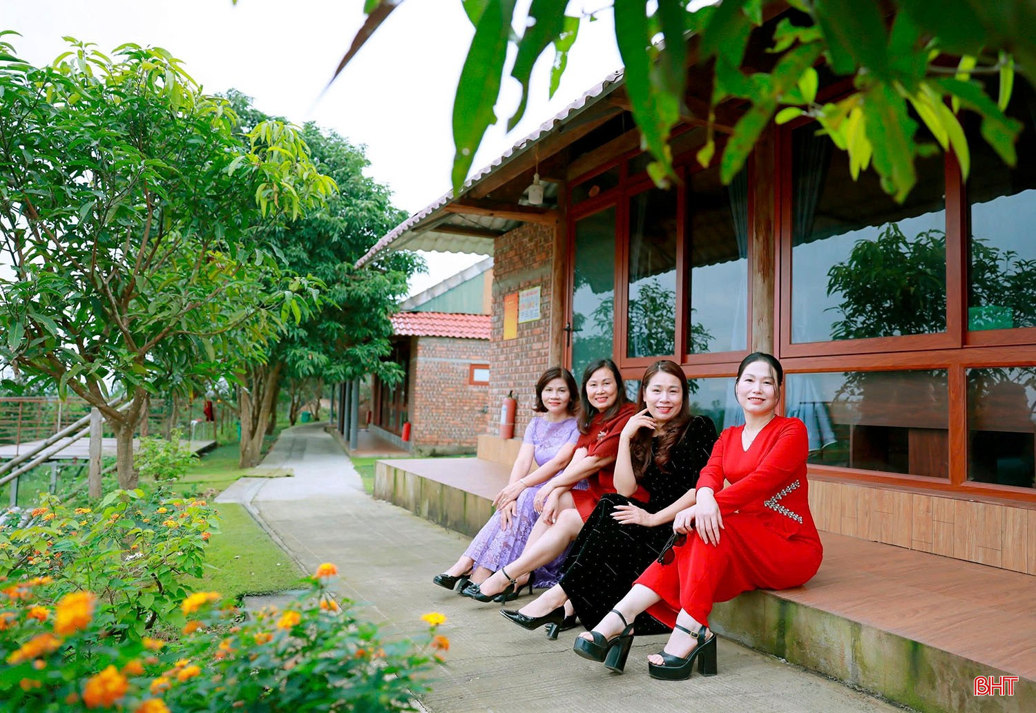 បរិយាកាសស្ងប់ស្ងាត់កណ្តាលធម្មជាតិដ៏ស្រស់ស្អាតអនុញ្ញាតឱ្យអ្នកទស្សនាសម្រាក និងរីករាយជាមួយពេលវេលាដ៏មានគុណភាពជាមួយមិត្តភក្តិ និងក្រុមគ្រួសារ។ bqbht_br_a12.jpg