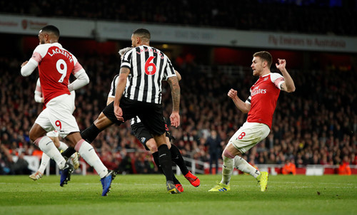 Arsenal qua mặt Tottenham giữ vị trí thứ 3 Premier League