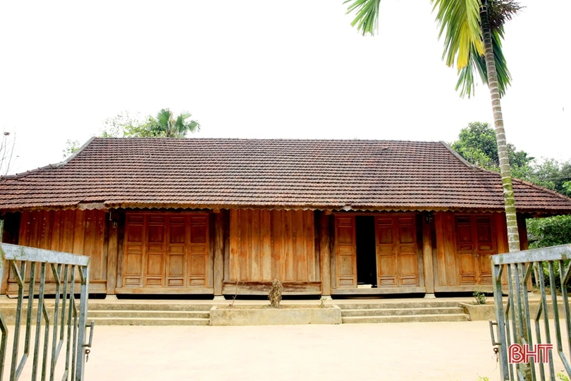 Thăm nơi làm việc của Trung tướng Đồng Sỹ Nguyên tại Hương Khê - Hà Tĩnh