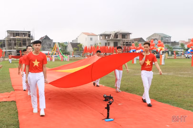 Hơn 200 vận động viên tham gia Hội thao Agribank Hà Tĩnh II