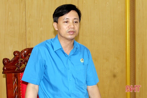 Tuyên truyền đậm nét hoạt động chào mừng 90 năm ngày thành lập Công đoàn Việt Nam