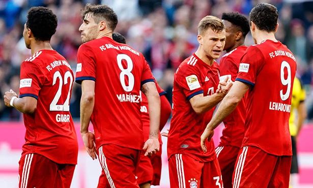 Bayern 5-0 Dortmund: Xơi tái kẻ nổi loạn Dortmund, Bayern sáng cửa vô địch