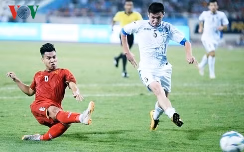 HLV Park Hang Seo nhận tin vui từ Vũ Văn Thanh