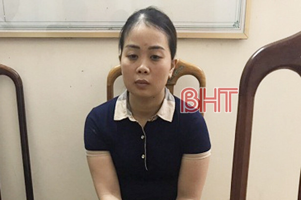 Bắt “nữ quái” 9X tàng trữ trái phép chất ma tuý